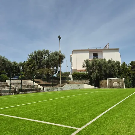 Guardacosta 4* Diamante