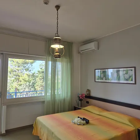 Hotel Guardacosta 4*