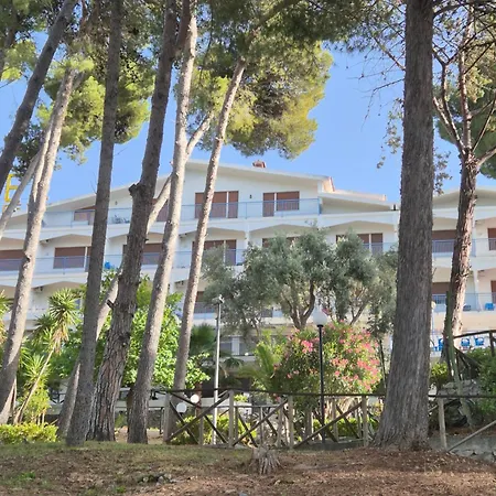 Guardacosta 4*