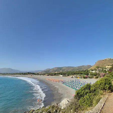 Guardacosta 4* Diamante