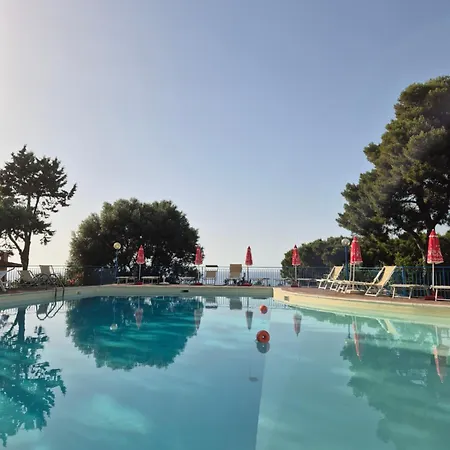 Guardacosta 4* דיאמנטה