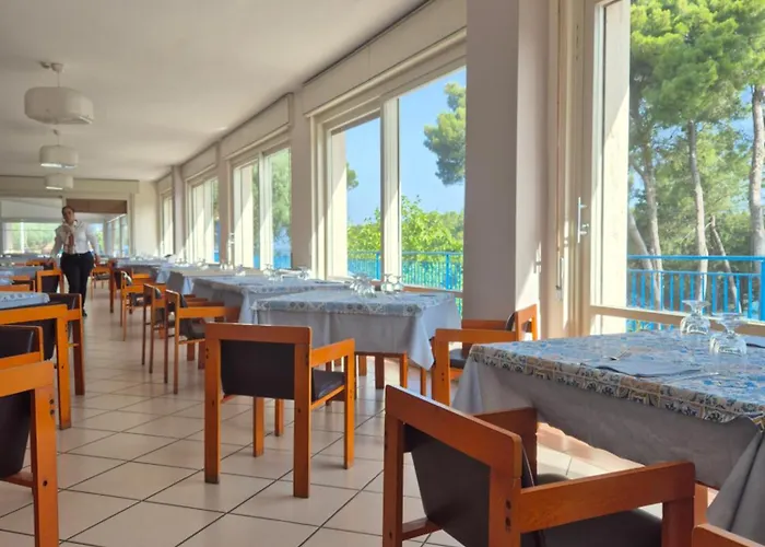 Guardacosta Diamante