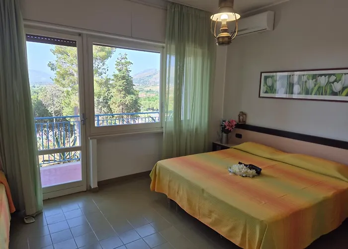 Guardacosta 4* Diamante