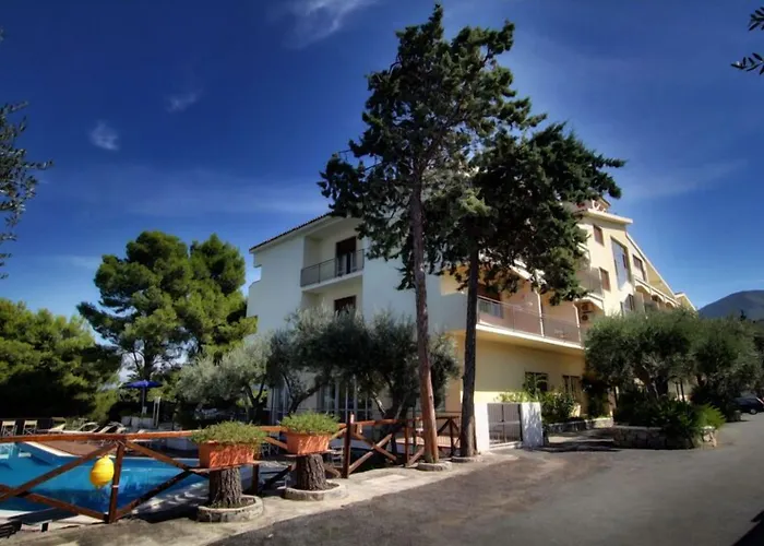 Hotel Guardacosta 4*