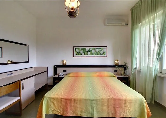 Guardacosta 4* Diamante